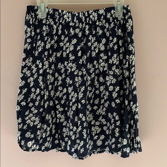 Navy Floral Skirt - Picture 2 of 3